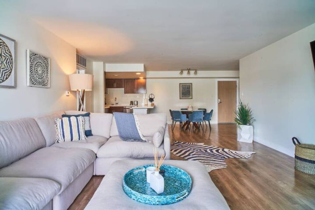 Blue Agate - Seaside Bright 2BR with Marina Views