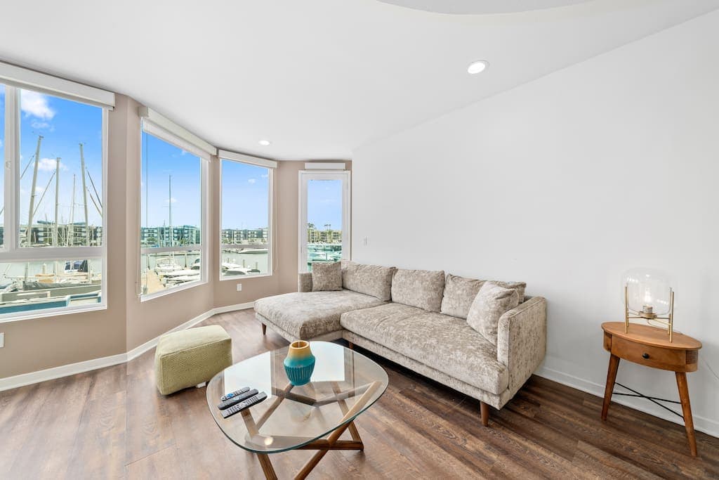 Harbor Views Retreat By Venice Beach In Marina DR - Image 5