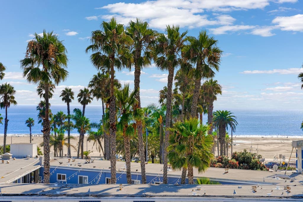 Carnelian Calm-Pool BBQ Rooftop Walk to the Beach - Image 3