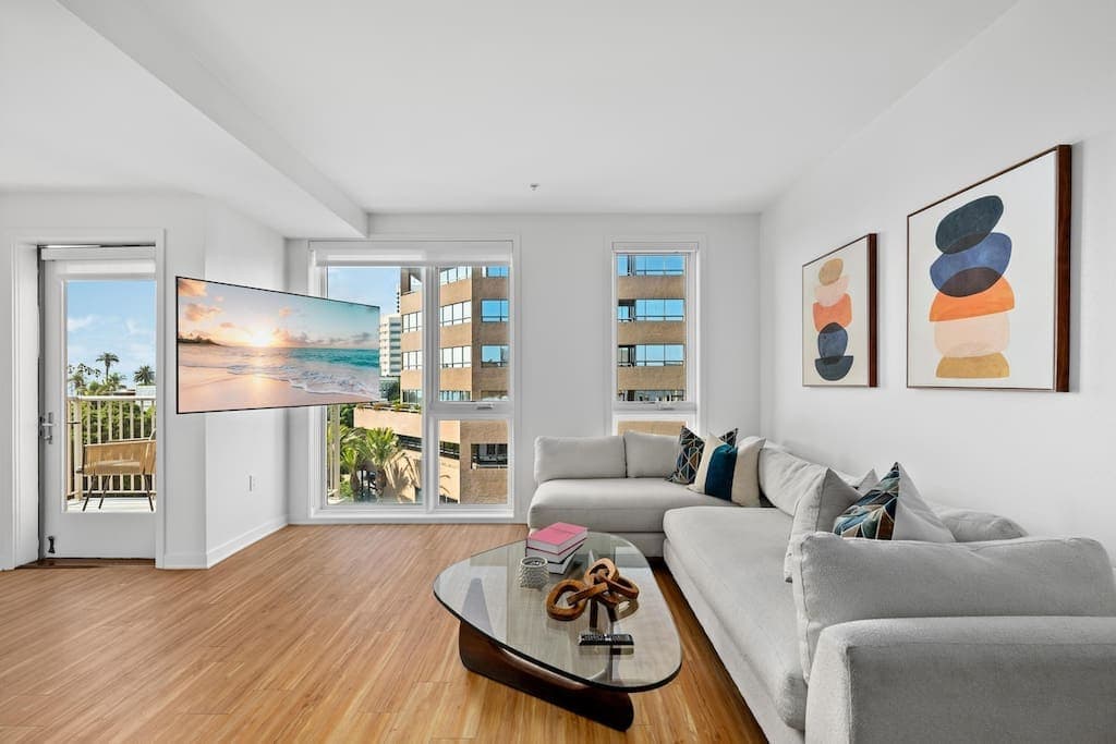 Jade Jewel - Ocean View 2BR Santa Monica 2min Walk - Image 2