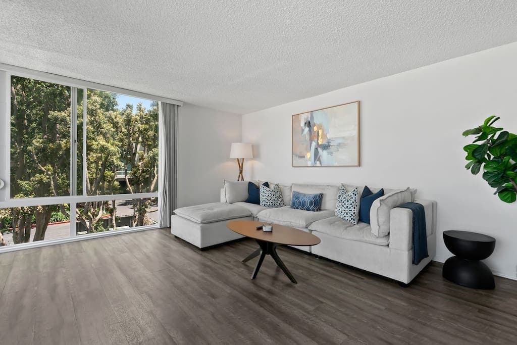 Retraite tranquille avec vue sur la Marina, 2 chambres/2 salles de bain