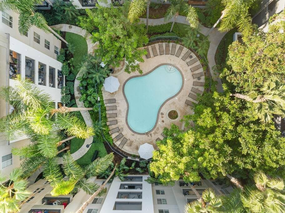 Topaze bleue Appartement élégant de 3 chambres | Lumineux, Central