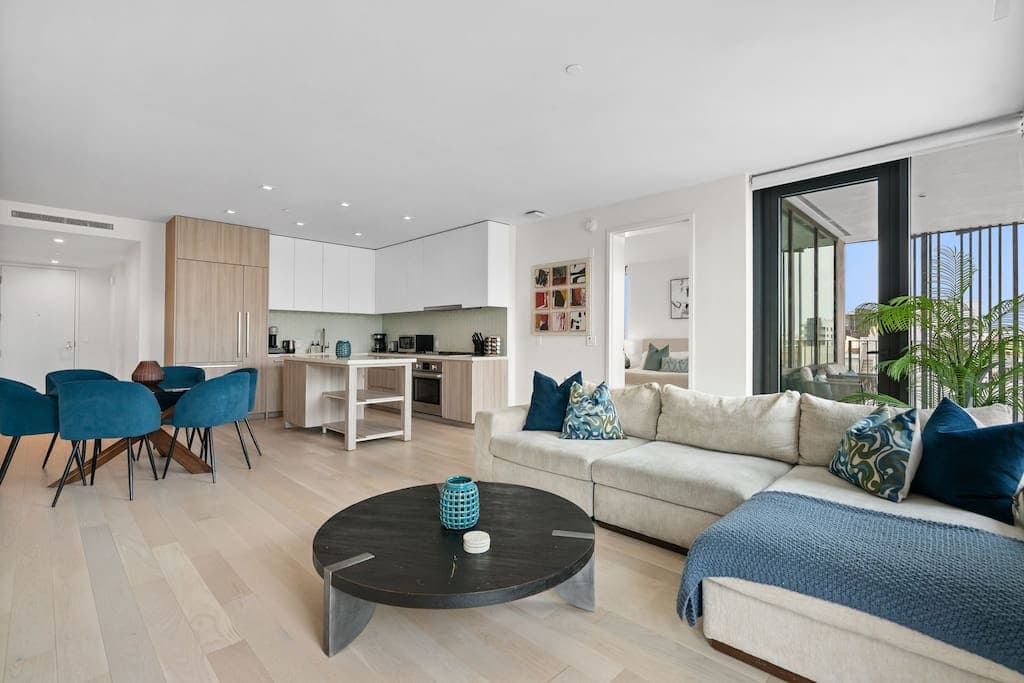 The Sapphire Nest - Spectacular Rooftop Amenities Ocean views 2BR