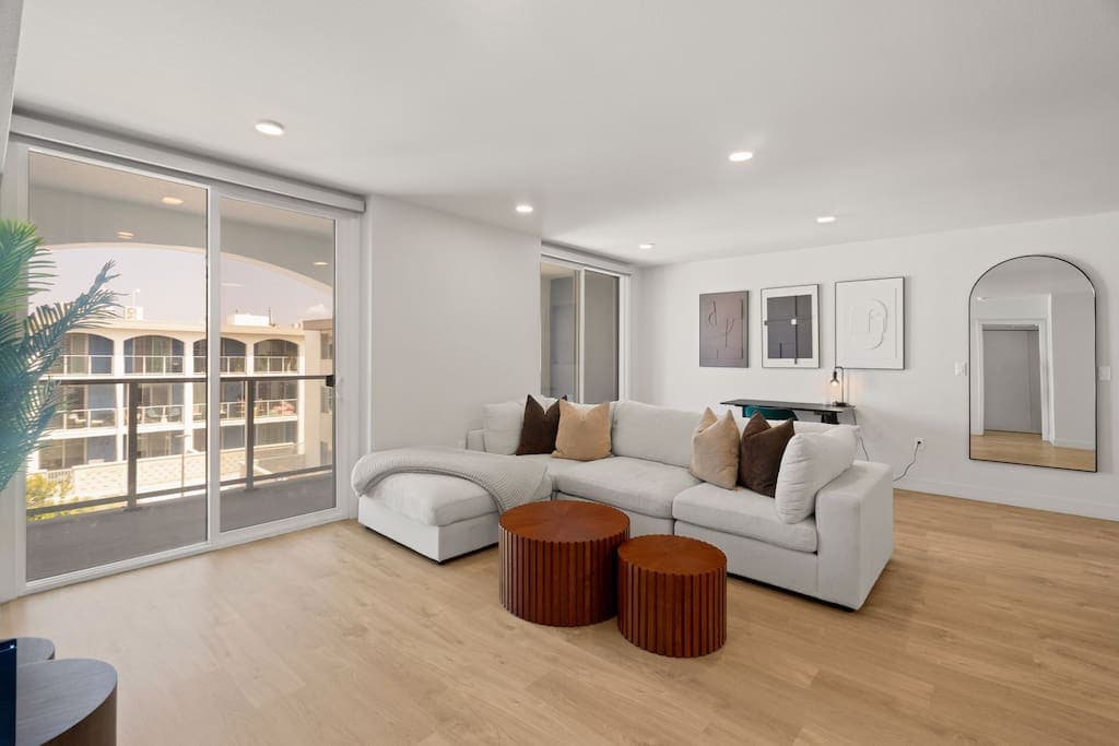 The Quartz Nook - Elegant 1BR Zen garden View Marina Side